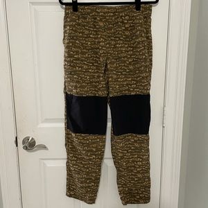 The North Face fish camp pants